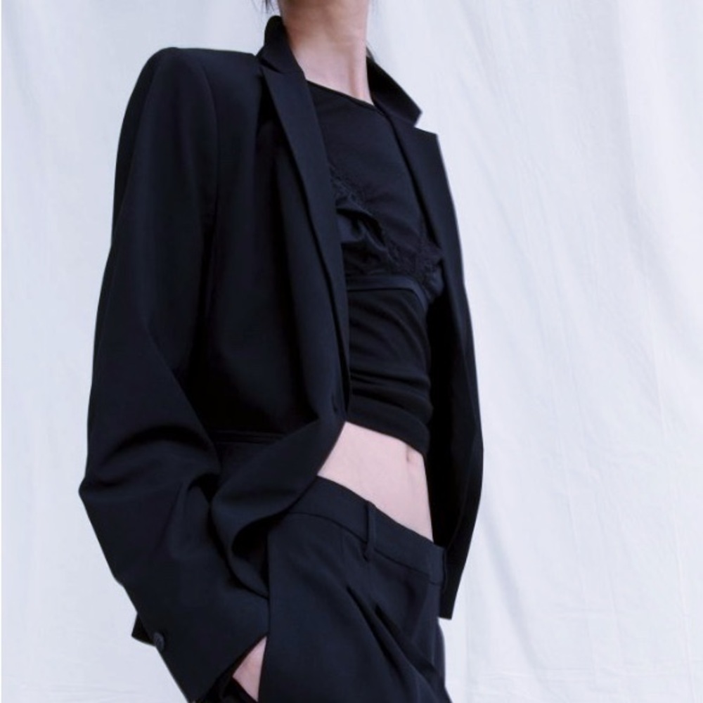 Black Sleek H&M Blazer - Size 12
